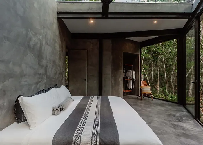 Aparthotel Sota Human Space Retreat Centre & Wellness Adults Only 4*